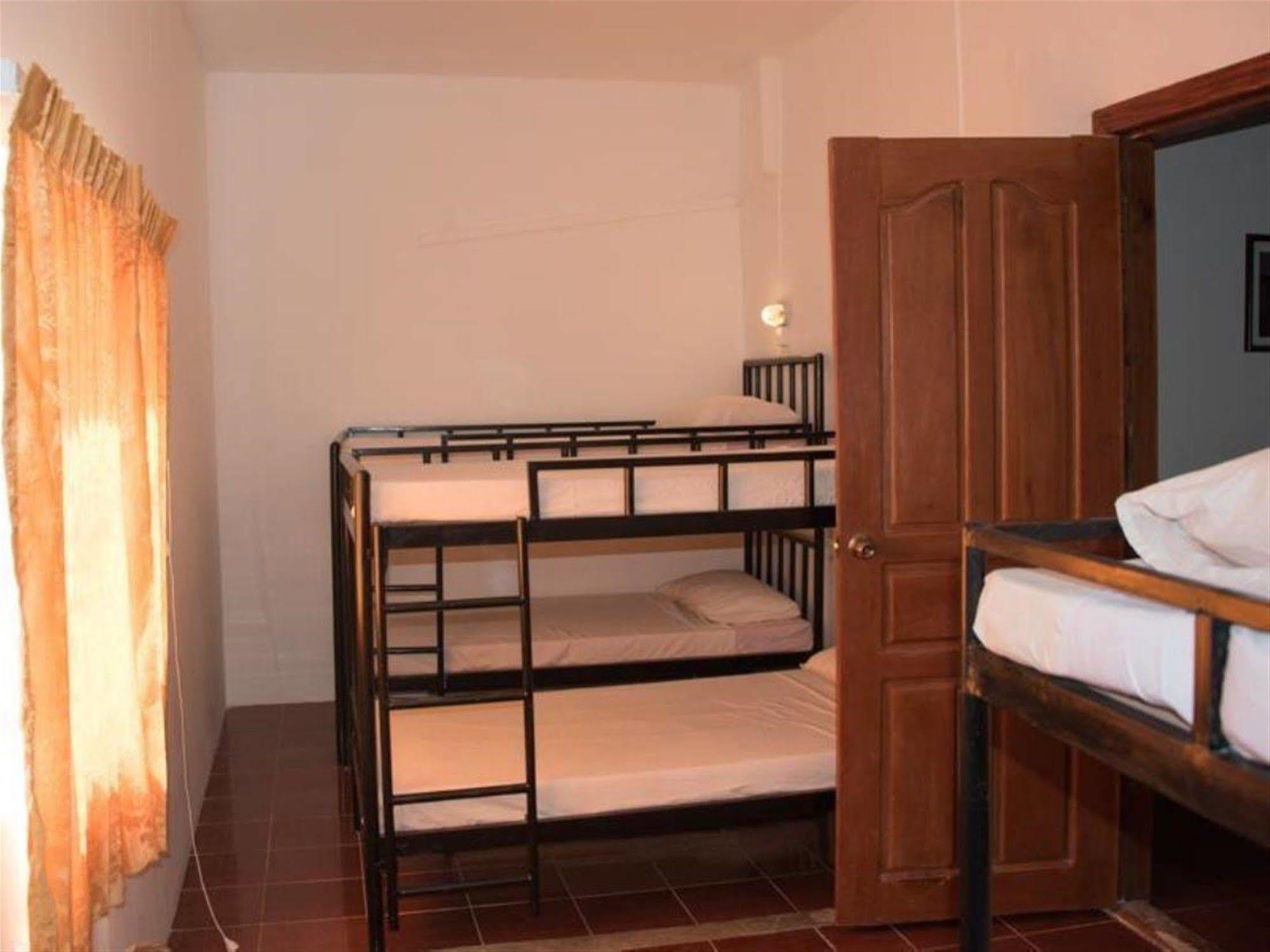 Five Rose Siem Reap Hostel Zewnętrze zdjęcie